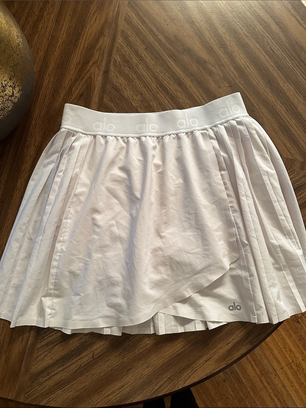 ALO Yoga Aces Tennis Skort- Size Medium - Picture 4 of 8